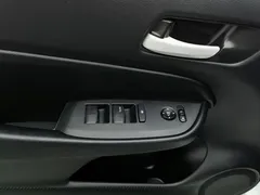 2021 Honda Fit 1.5L CVT, белый — фото 9