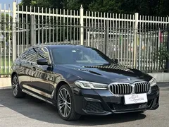 2021 BMW 5 Series 530Li Leading M Sport Package, чёрный — фото 3