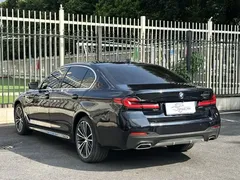 2021 BMW 5 Series 530Li Leading M Sport Package, чёрный — фото 14
