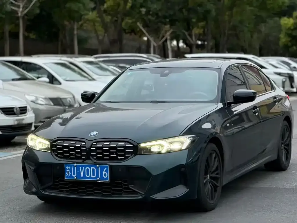 2023 BMW 3 Series 325Li M Sport Dark Night Package