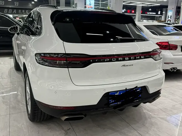 2021 Porsche Macan 2.0T