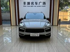 2023 Porsche Cayenne 3.0T Platinum Edition — фото 2
