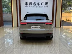 2023 Porsche Cayenne 3.0T Platinum Edition — фото 30