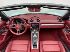 2022 Porsche 718 Boxster 2.0T, белый — фото 13