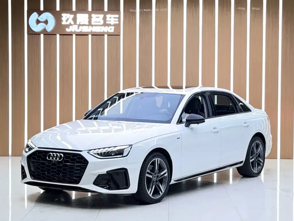 2022 Audi A4L 40 TFSI Luxury Sport