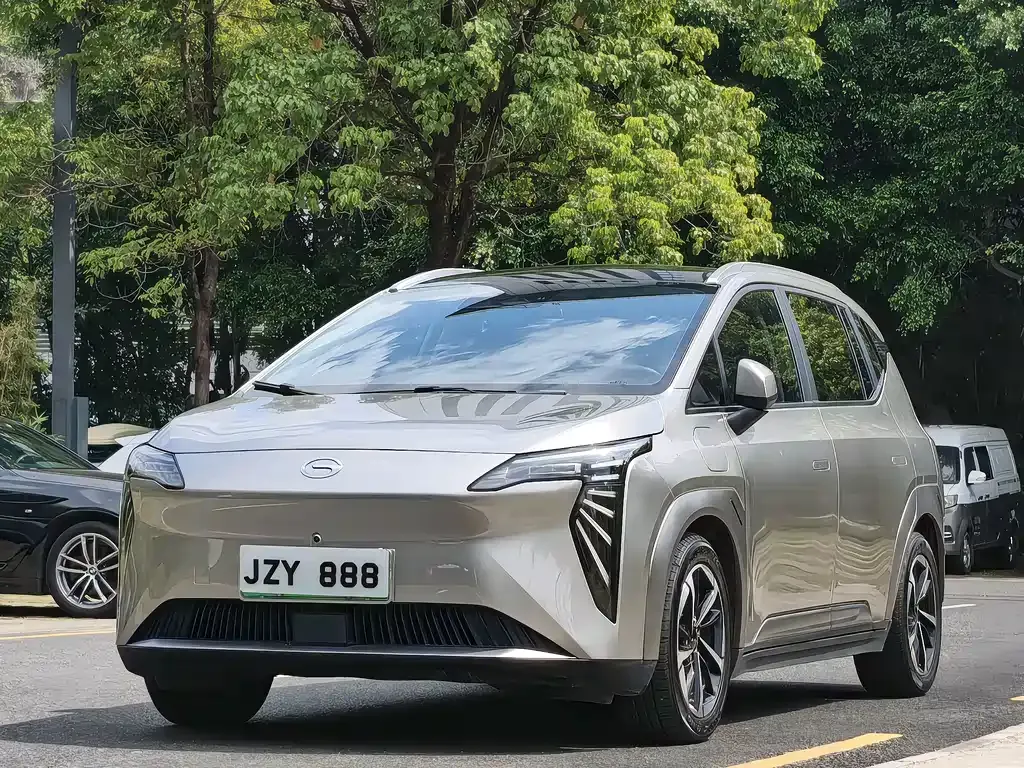 2022 Aion Y 70 Smart Lead LFP