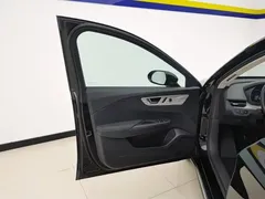 2023 Hongqi E-QM5 Basic Mobility, чёрный — фото 7