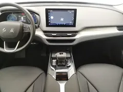 2023 Hongqi E-QM5 Basic Mobility, чёрный — фото 16