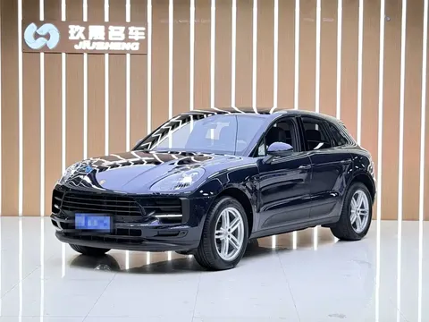 2021 Porsche Macan 2.0T