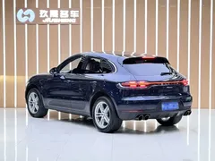 2021 Porsche Macan 2.0T, синий — фото 23