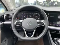 2021 Volkswagen Touareg 2.0TSI, чёрный — фото 16