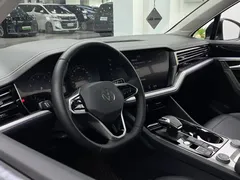 2021 Volkswagen Touareg 2.0TSI, чёрный — фото 34