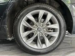 2021 Toyota Avalon 2.5L Luxury, чёрный — фото 29