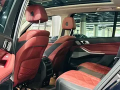 2022 BMW X5 30Li Premium M Sport Package, чёрный — фото 6