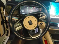 2022 Tank 500 3.0T Sport 7-seat, белый — фото 15