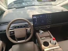 2025 Li Auto MEGA Home, белый — фото 12