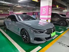 2022 BMW 8 Series 840i 4-Door Coupe M Sport Package, синий — фото 3
