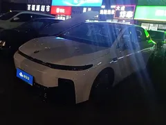 2025 Leapmotor B01 EV 550, белый — фото 1