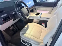 2024 Li Auto MEGA Ultra, белый — фото 3