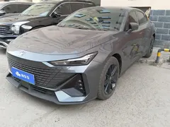 2023 Changan UNI-V iDD 1.5T 113km PHEV — фото 1