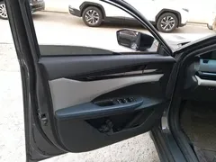 2023 Changan UNI-V iDD 1.5T 113km PHEV — фото 7