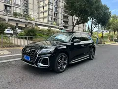 2022 Audi Q5L 40T Luxury Dynamic, чёрный — фото 1