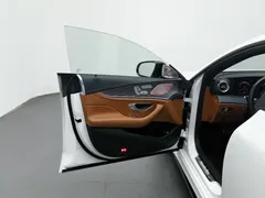 2022 Mercedes-Benz CLS 300 Luxury, белый — фото 8