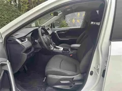 2020 Toyota RAV4 2.0L CVT 2WD Urban, белый — фото 4