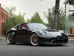 2022 Porsche 911 Targa 4 3.0T, чёрный — фото 3