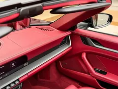 2022 Porsche 911 Targa 4 3.0T, чёрный — фото 11