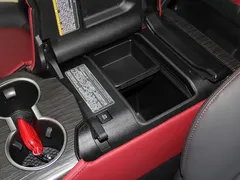 2022 Toyota Land Cruiser 3.5T Middle East, белый — фото 21