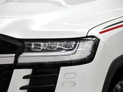 2022 Toyota Land Cruiser 3.5T Middle East, белый — фото 33