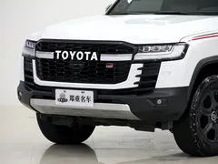2022 Toyota Land Cruiser 3.5T Middle East, белый — фото 34
