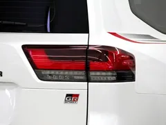 2022 Toyota Land Cruiser 3.5T Middle East, белый — фото 35