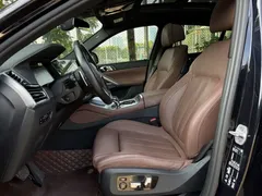 2021 BMW X6 Premium M Sport Package, чёрный — фото 11