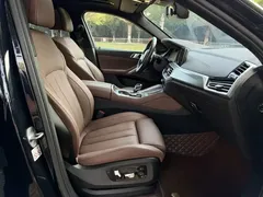 2021 BMW X6 Premium M Sport Package, чёрный — фото 21