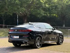 2021 BMW X6 Premium M Sport Package, чёрный — фото 22
