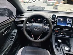 2021 Toyota Avalon 2.5L Luxury, чёрный — фото 11