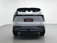 2023 Geely Atlas L 1.5TD DCT Luxury, белый — фото 4