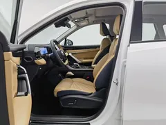 2023 Geely Atlas L 1.5TD DCT Luxury, белый — фото 10
