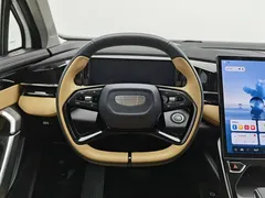 2023 Geely Atlas L 1.5TD DCT Luxury, белый — фото 11