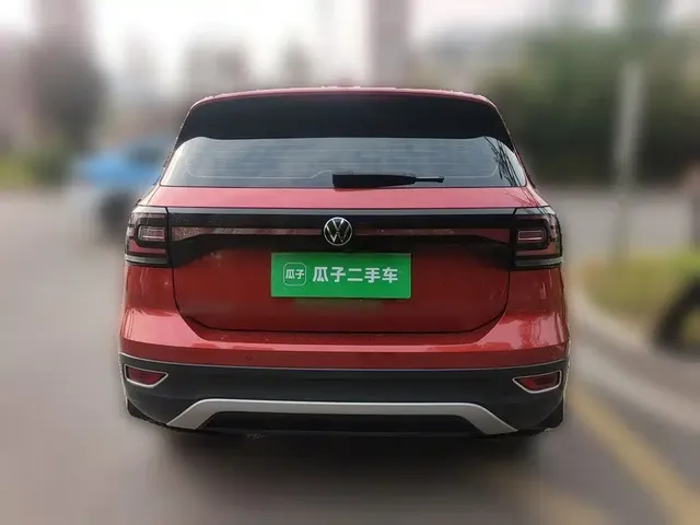 2021 Volkswagen Tacqua 1.5L AT