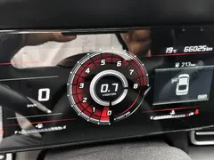 2022 Hyundai Elantra 1.5L CVT LUX Premium, белый — фото 4