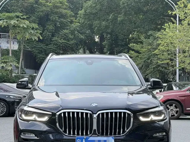 2021 BMW X5 M Sport Package