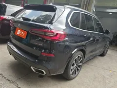 2021 BMW X5 M Sport Package, чёрный — фото 8