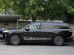 2026 Nio ES8 6-seat Executive Luxury, чёрный — фото 3