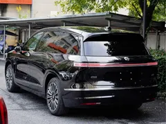 2026 Nio ES8 6-seat Executive Luxury, чёрный — фото 4
