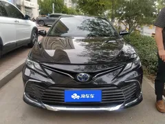 2023 Toyota Camry Hybrid 2.5HG Luxury, чёрный — фото 2