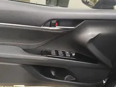 2023 Toyota Camry Hybrid 2.5HG Luxury, чёрный — фото 7