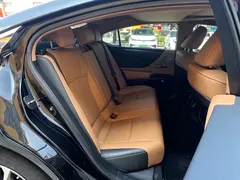 2022 Lexus ES 200 Excellence, чёрный — фото 7